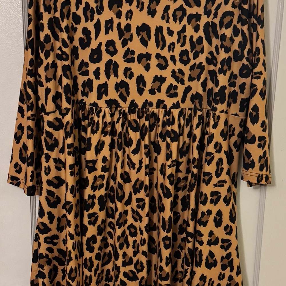 Stylish Leopard Print Tunic Top - image 2